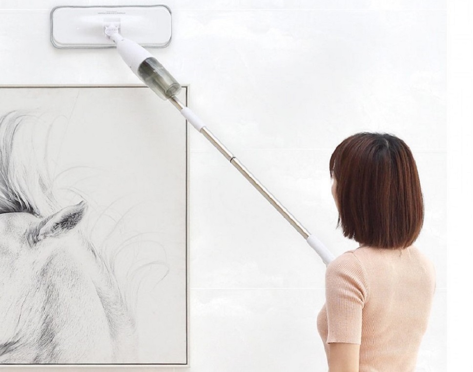 швабра весит всего 750 грамм 